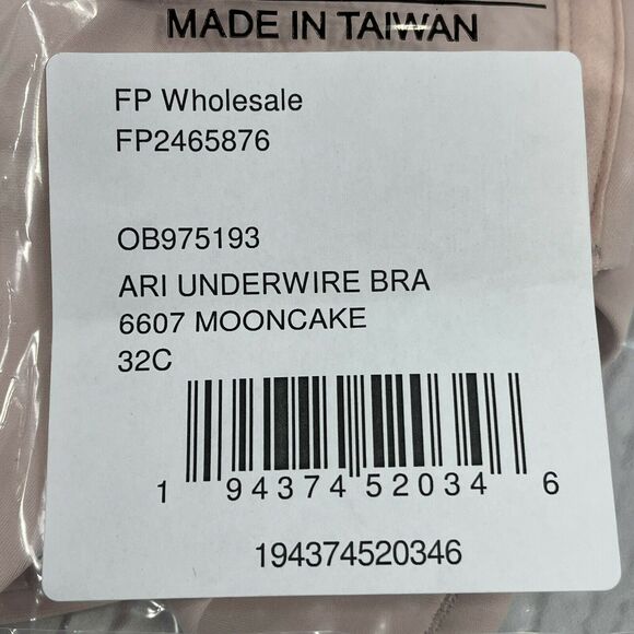 Free People Intimately Bra 32C Ari Underwire Stretch Convertible Moon Cake Pink - Picture 9 of 9